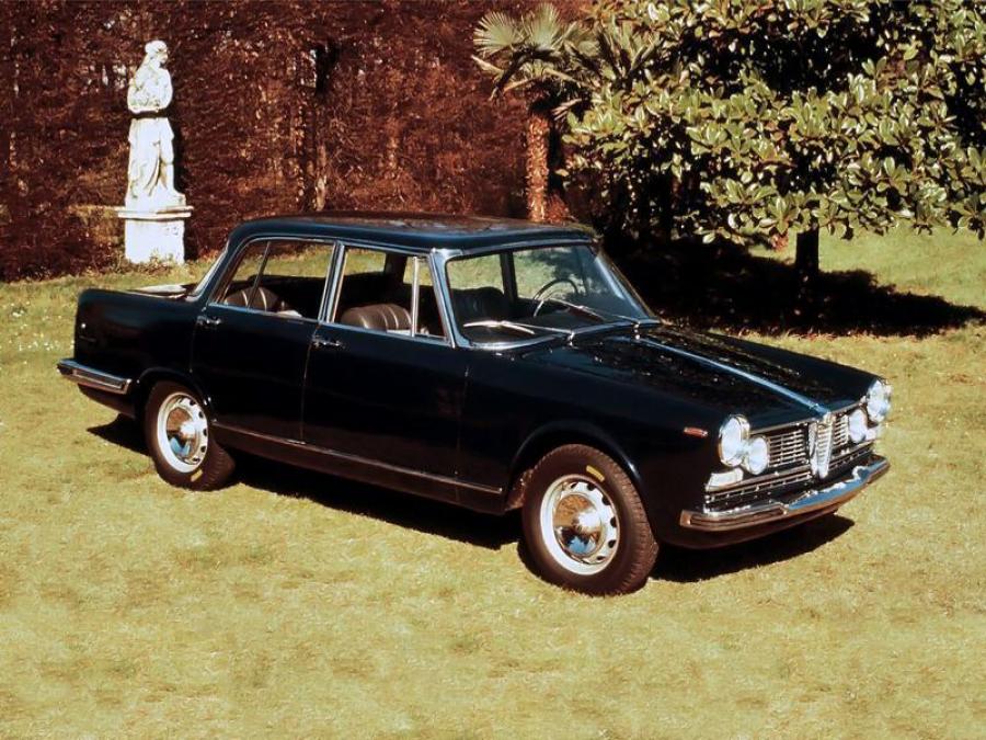  Alfa Romeo 2600 Berlina (106) 1964 года  (фото 2 из 4)